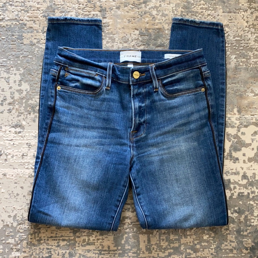 Frame Le High Skinny 27